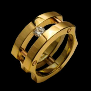 обручальное кольцо в желтом золоте